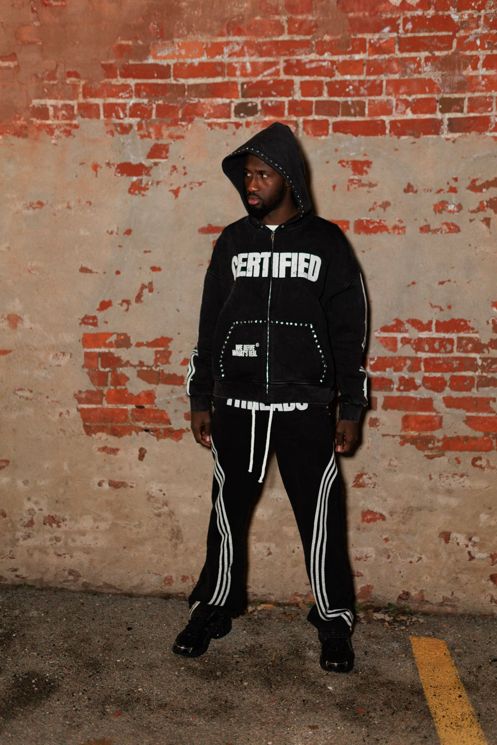 BLACK ESSENTIALS SET