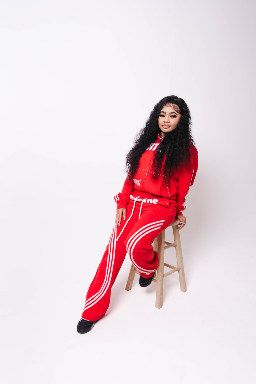 RED ESSENTIALS SET